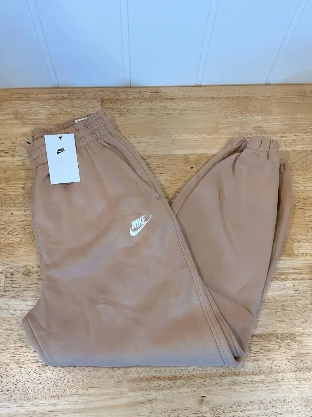 Nike Sportswear Club Fleece Jogger Pants Kids Size XL